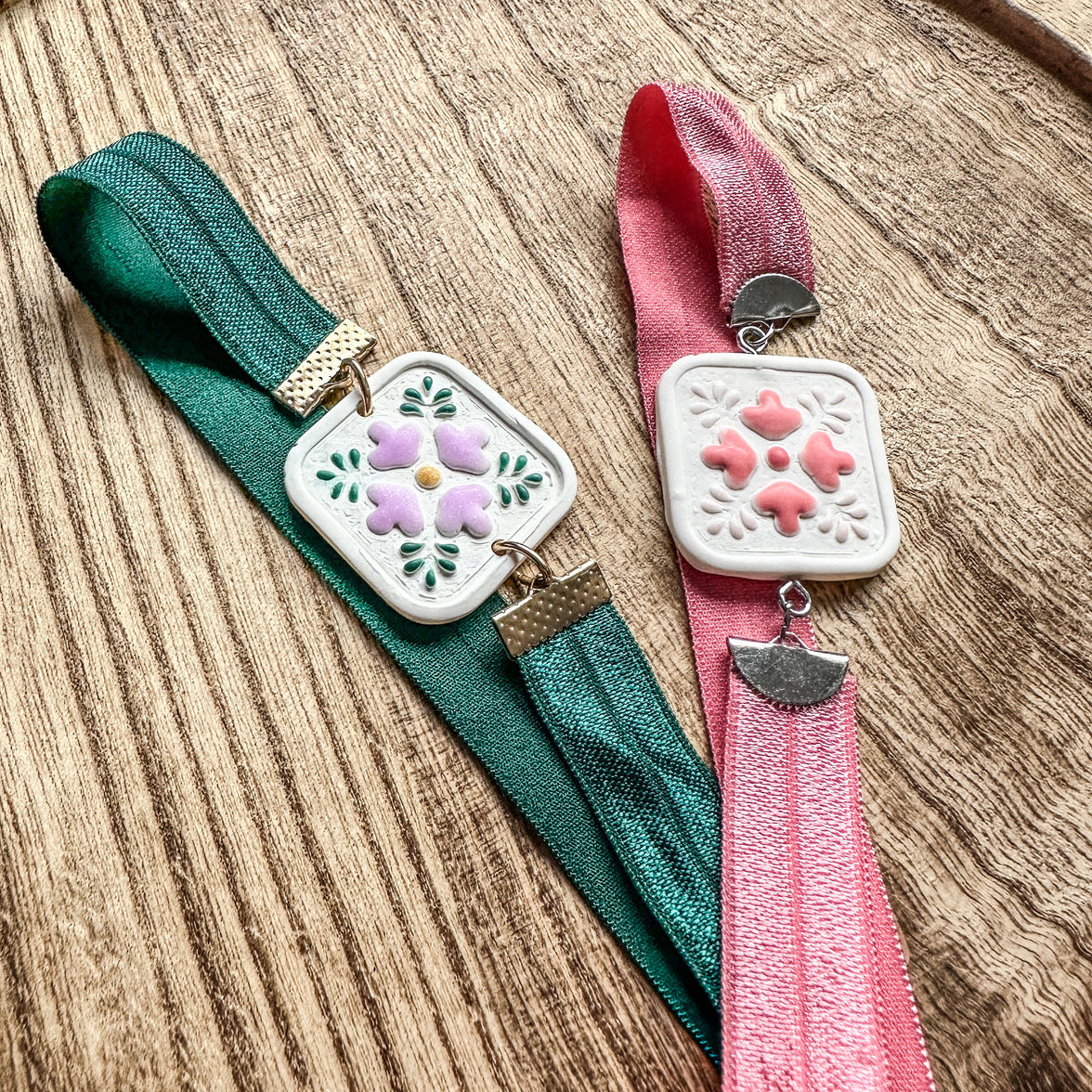 Talavera Bloom Bookmark | Hand-Painted Floral Clay Page Holder