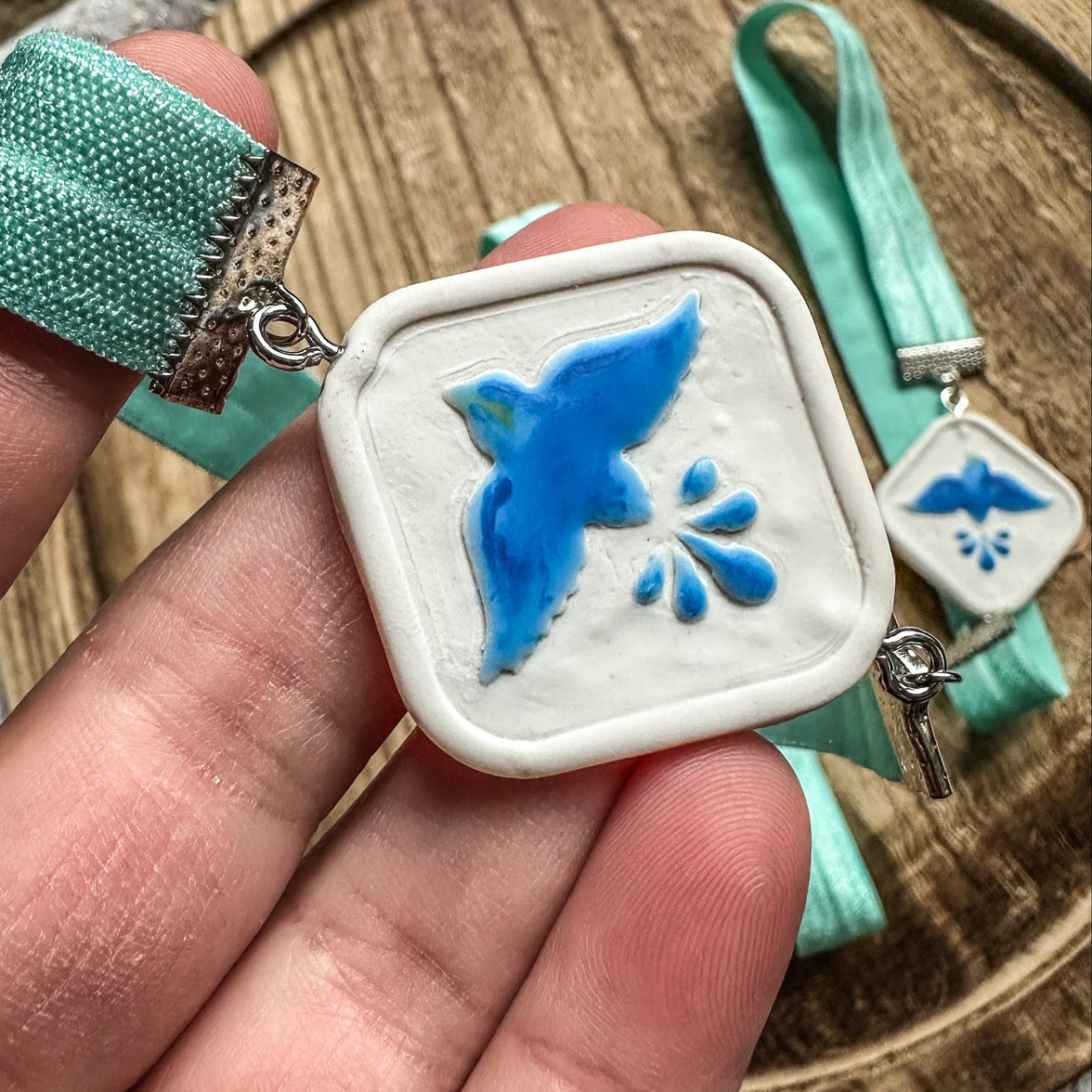 Soaring Swallow Bookmark | Hand-Painted Bird Clay Page Holder