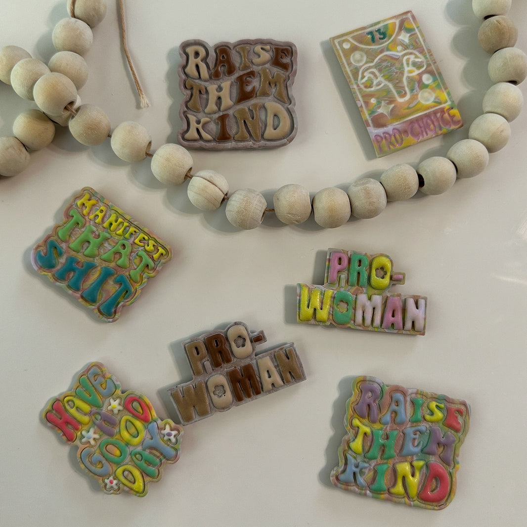 "Manifest That Shit" | Retro Bubble-Letter Magnet Decor