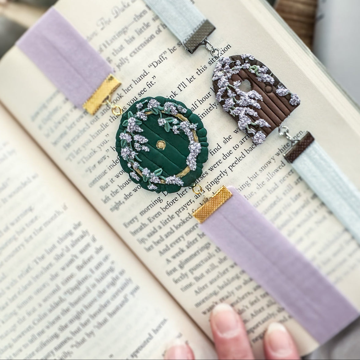 Shire Door Bookmark | Round Hobbit Hole Clay Page Holder