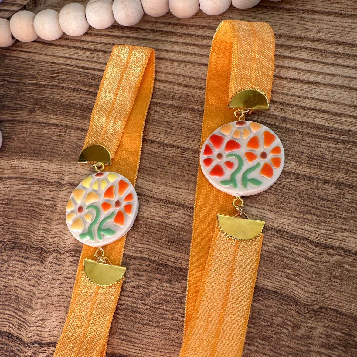 Hand-Painted Floral Clay Bookmark | Artisan Botanical Elastic Pageholder