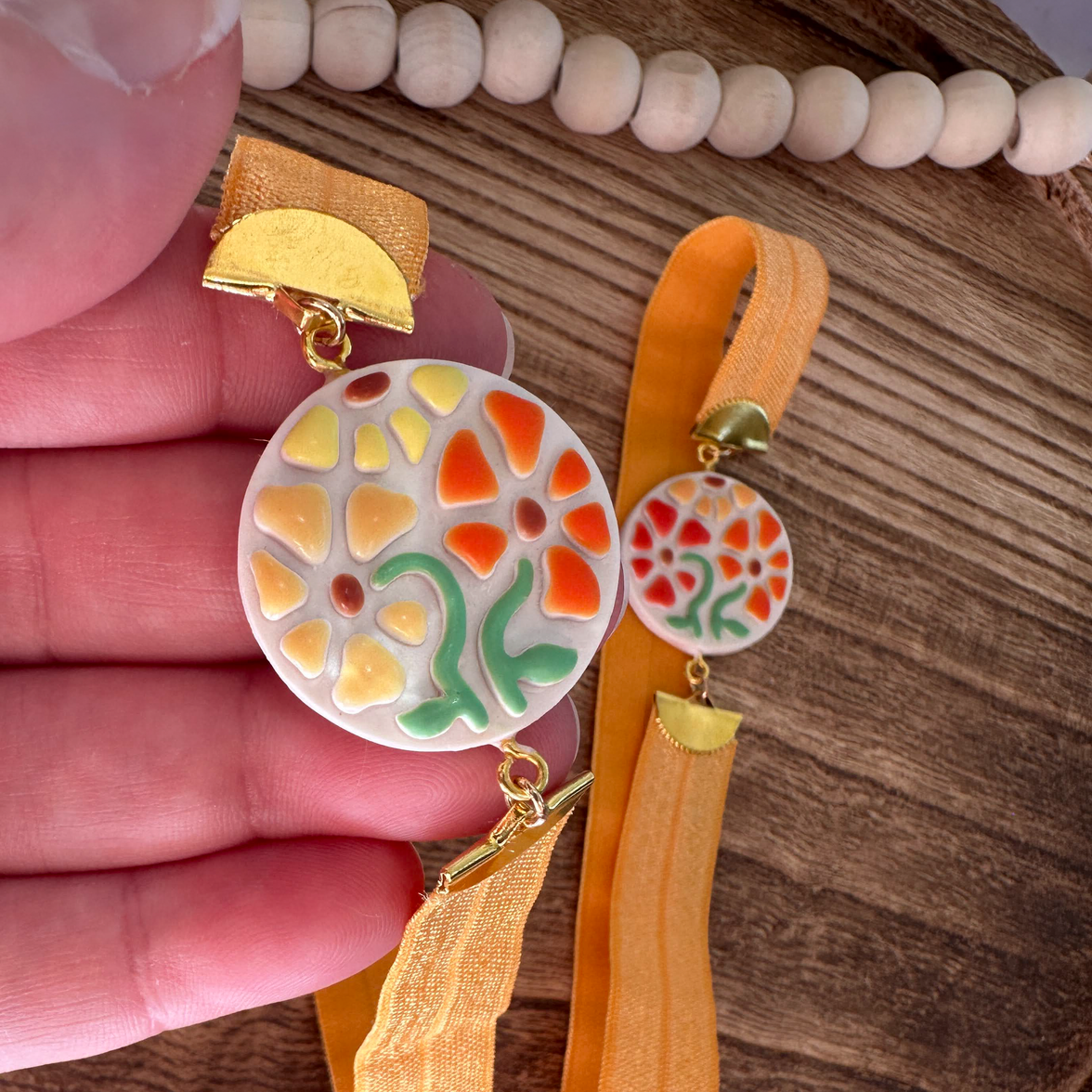 Hand-Painted Floral Clay Bookmark | Artisan Botanical Elastic Pageholder