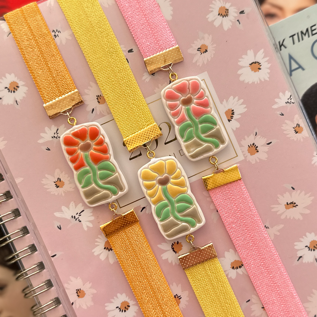 Hand-Painted Floral Clay Bookmark | Artisan Botanical Elastic Pageholder